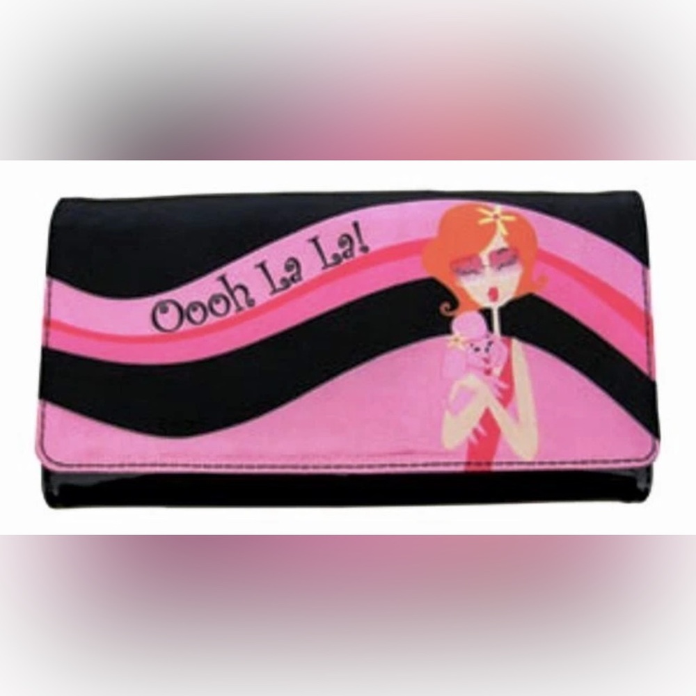 Oooh la la! Wallet! NIP!